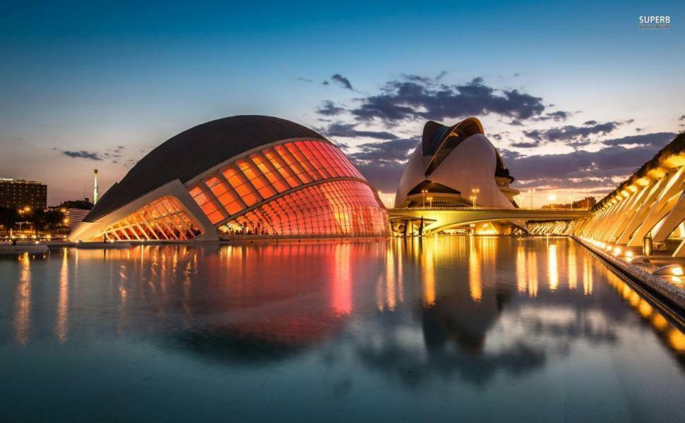 Apartamento Cerca De La Playa Y Ciudad De Las Ciencias Valencia Exterior photo